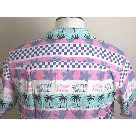 Vans x Stranger Things Men's California Stripe Woven Printed Shirt NWT Free Ship - Picture 4 of 6